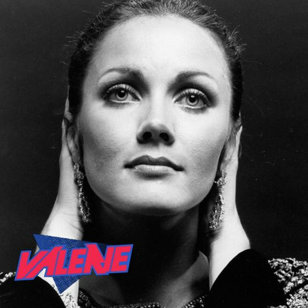 Black Out Valerie Mix Mix Art